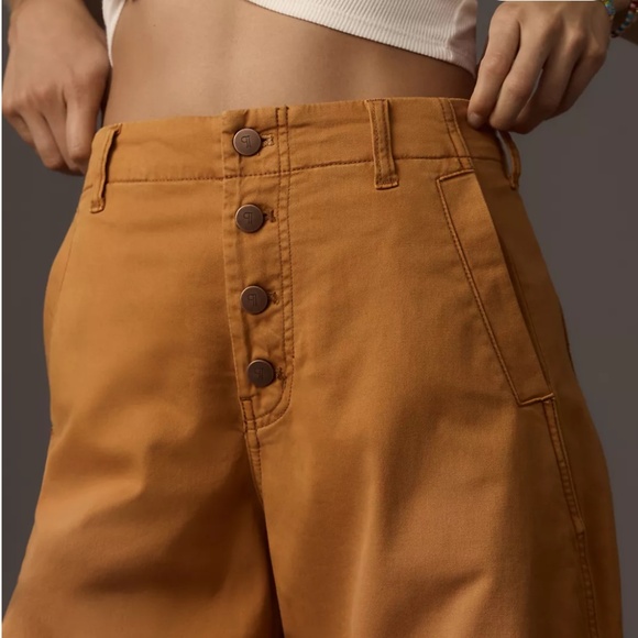 Brand New Pilcro Button-Front Barrel Pants - Picture 6 of 9